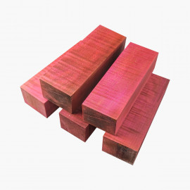 Bloc d'érable ondé stabilisé rose